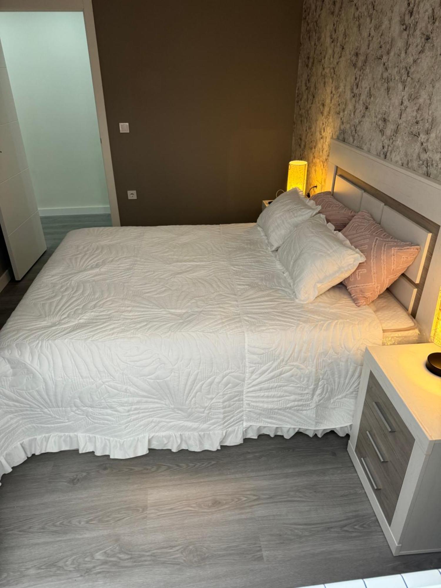 Logrono Centro A Estrenar Wifi Impecable Appartement Buitenkant foto